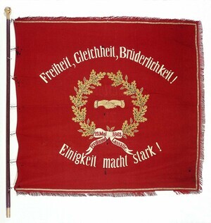 Die Traditionsfahne der SPD